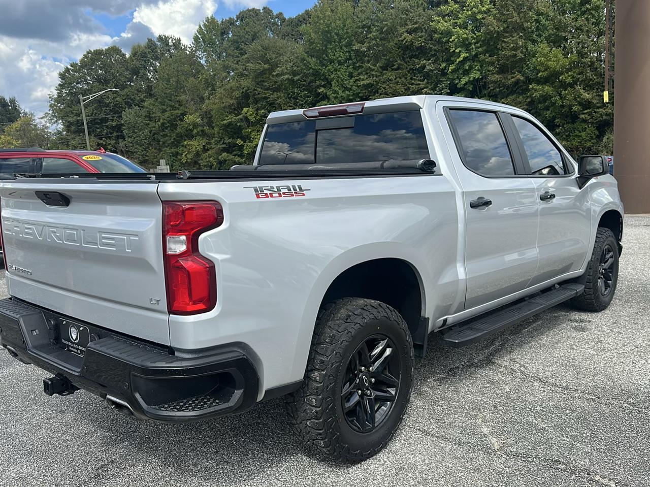 Chevrolet Silverado 1500 4WD Crew Cab 147" LT Trail Boss 2021