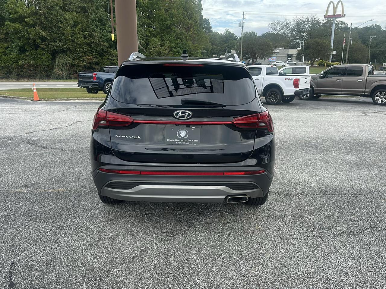 Hyundai Santa Fe SEL FWD 2023