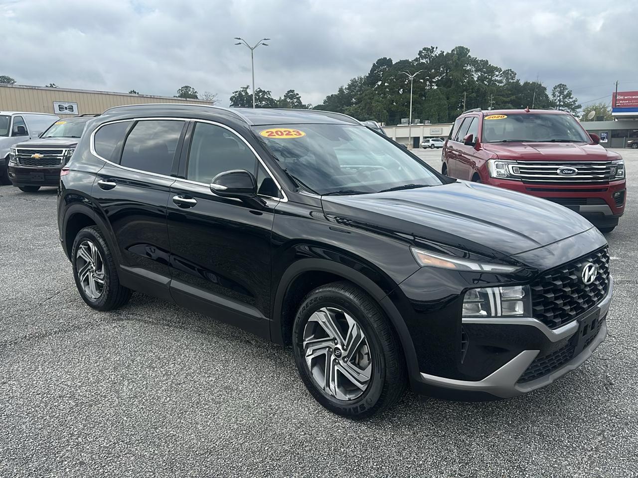 Hyundai Santa Fe SEL FWD 2023