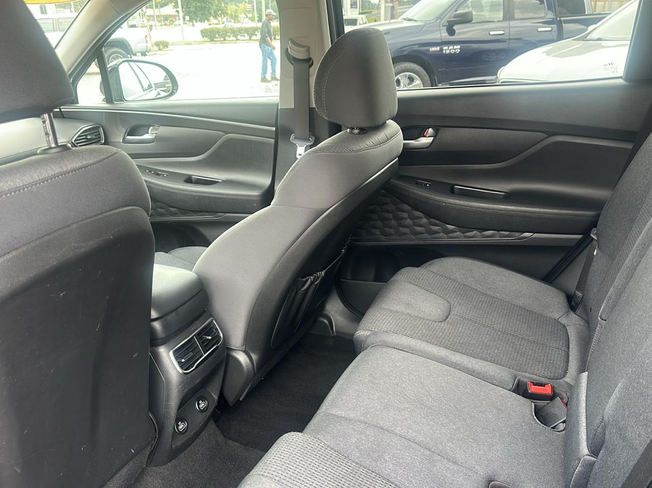 Hyundai Santa Fe SEL FWD 2023