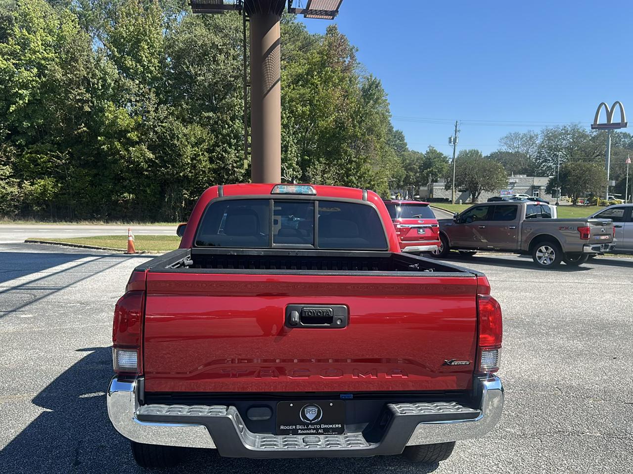 Toyota Tacoma 2WD SR5 Double Cab 5' Bed I4 AT (Natl) 2019