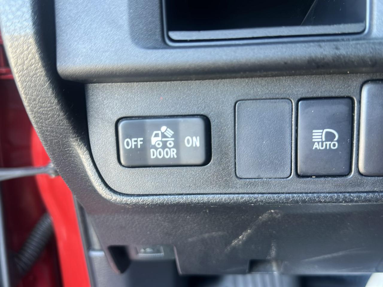 Toyota Tacoma 2WD SR5 Double Cab 5' Bed I4 AT (Natl) 2019