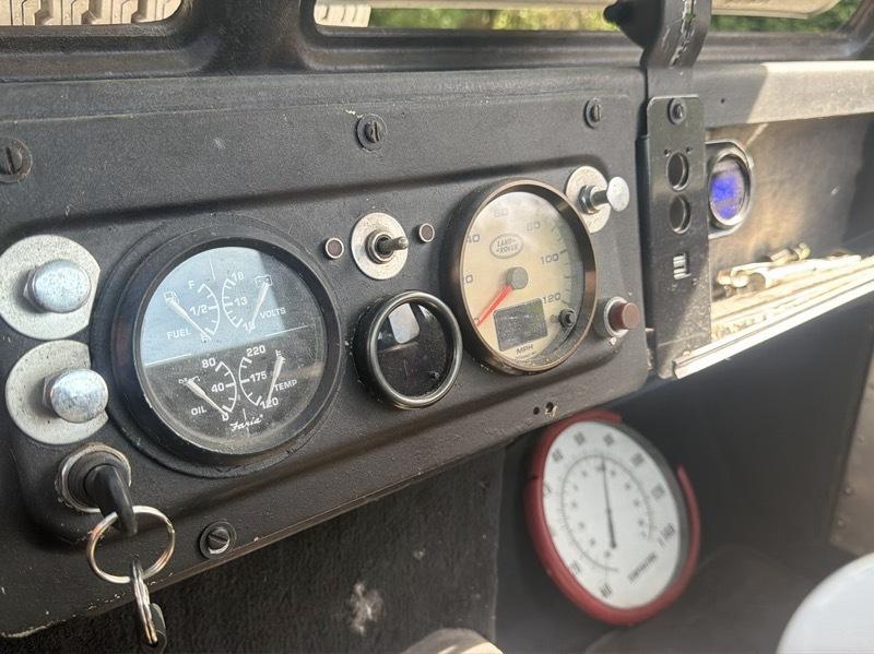 Land Rover Series IIA  1964