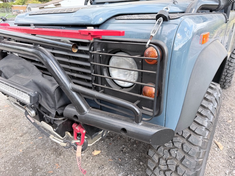 Land Rover Defender 90 2-Door 4WD 1994 Land Rover Defender 90 2-Door 4WD 1994