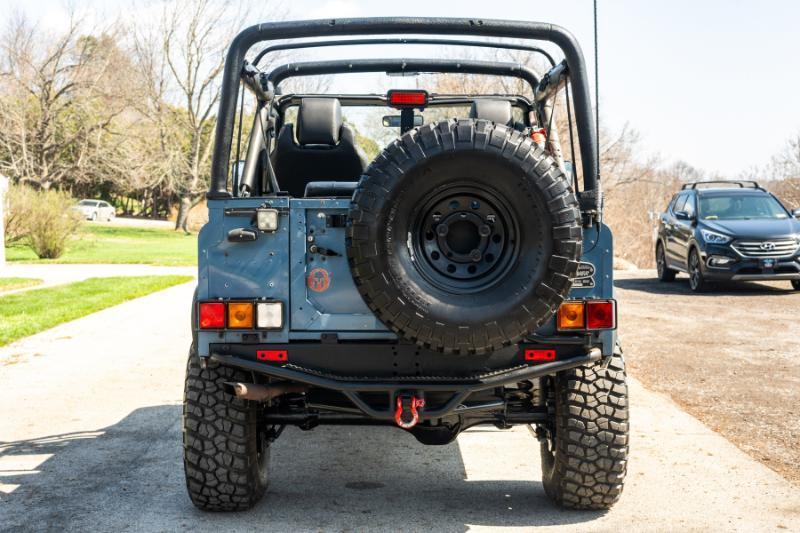 Land Rover Defender 90 2-Door 4WD 1994