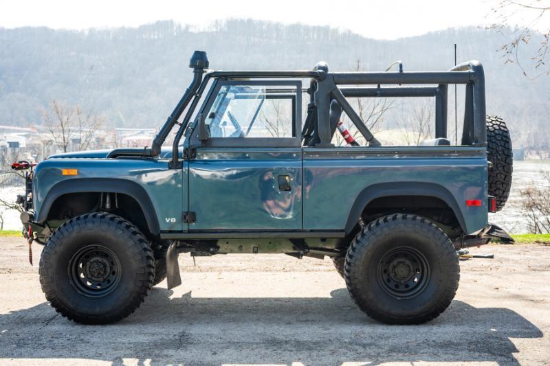 Land Rover Defender 90 2-Door 4WD 1994