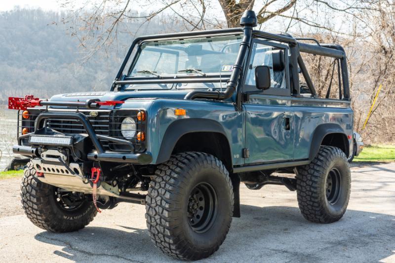 Land Rover Defender 90 2-Door 4WD 1994