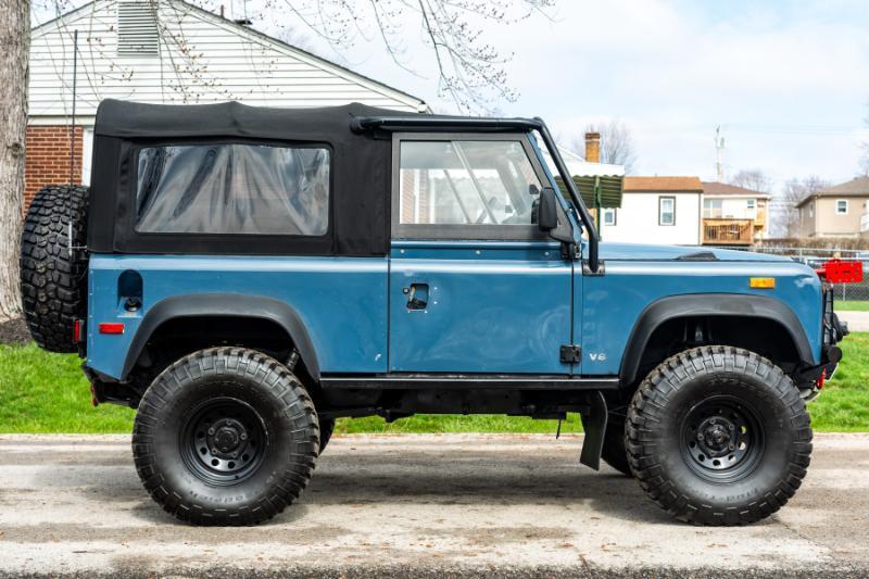 Land Rover Defender 90 2-Door 4WD 1994