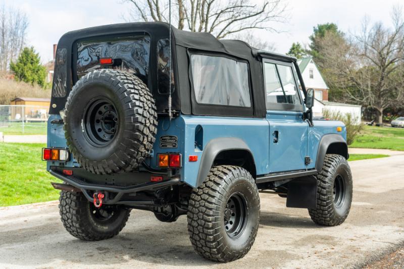 Land Rover Defender 90 2-Door 4WD 1994