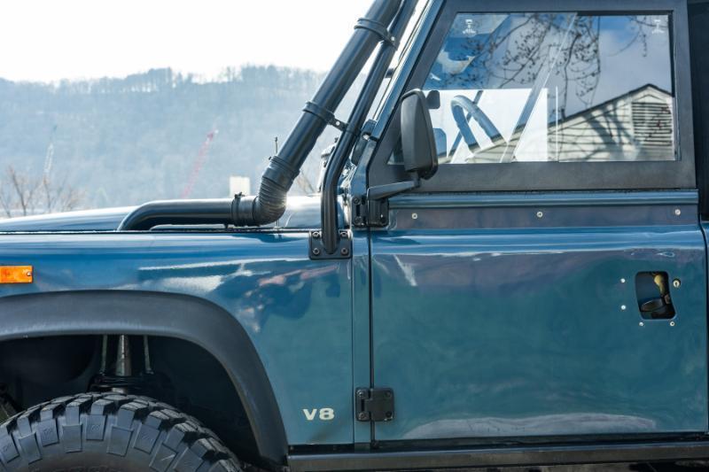 Land Rover Defender 90 2-Door 4WD 1994