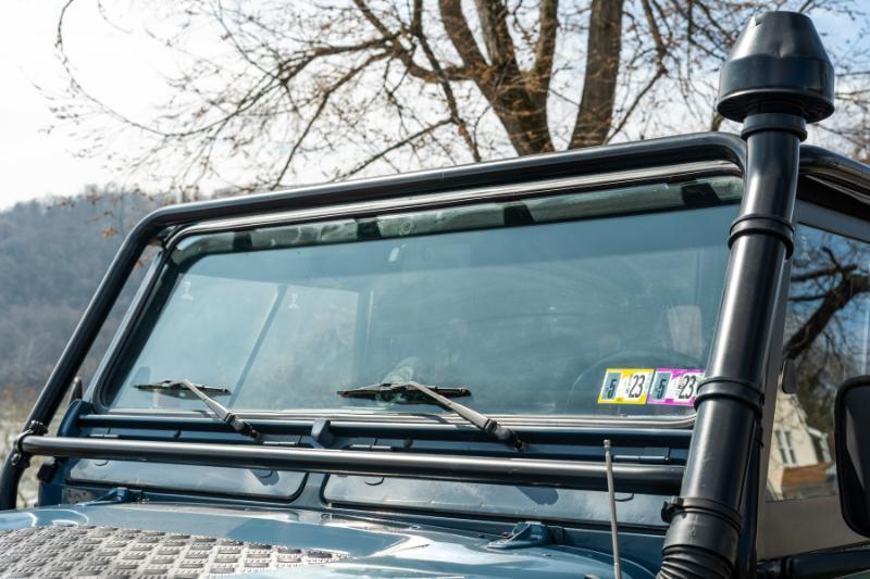 Land Rover Defender 90 2-Door 4WD 1994