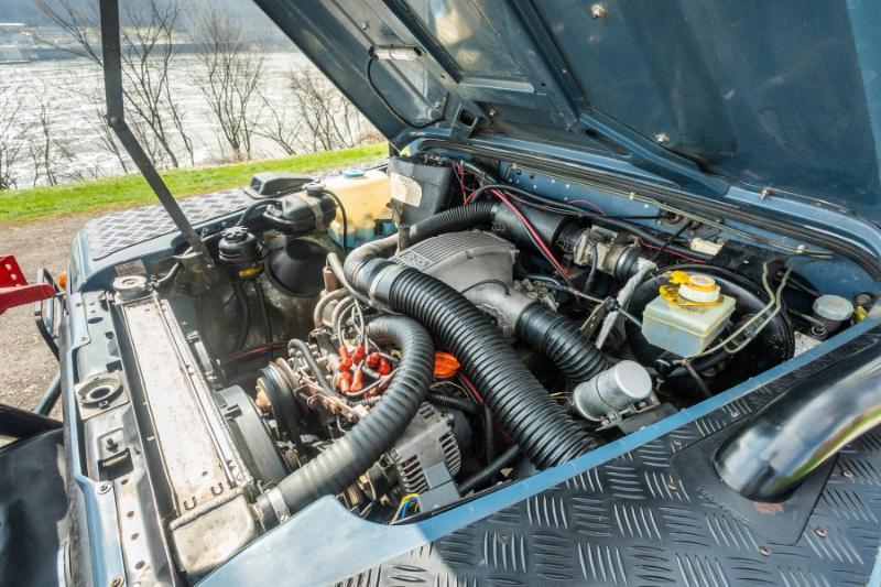 Land Rover Defender 90 2-Door 4WD 1994