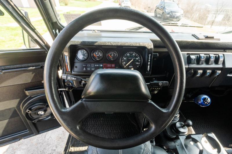 Land Rover Defender 90 2-Door 4WD 1994
