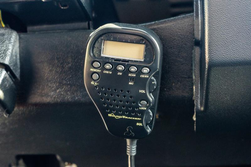 Land Rover Defender 90 2-Door 4WD 1994