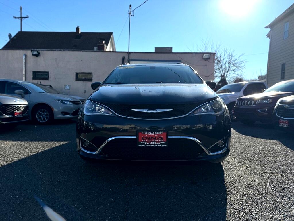 2017 Chrysler Pacifica 