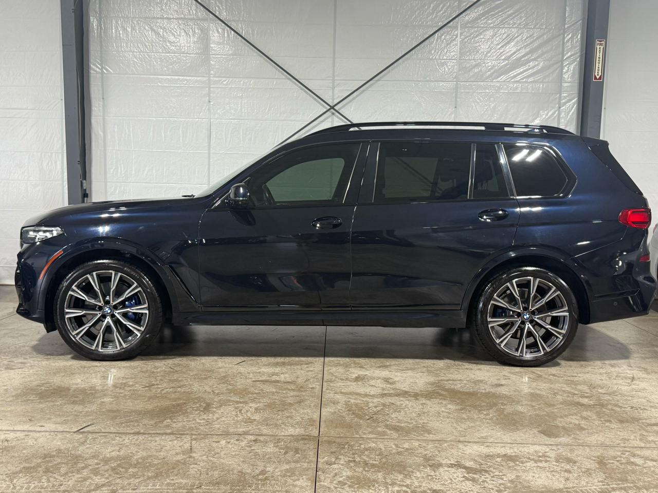 BMW X7  2020 BMW X7  2020