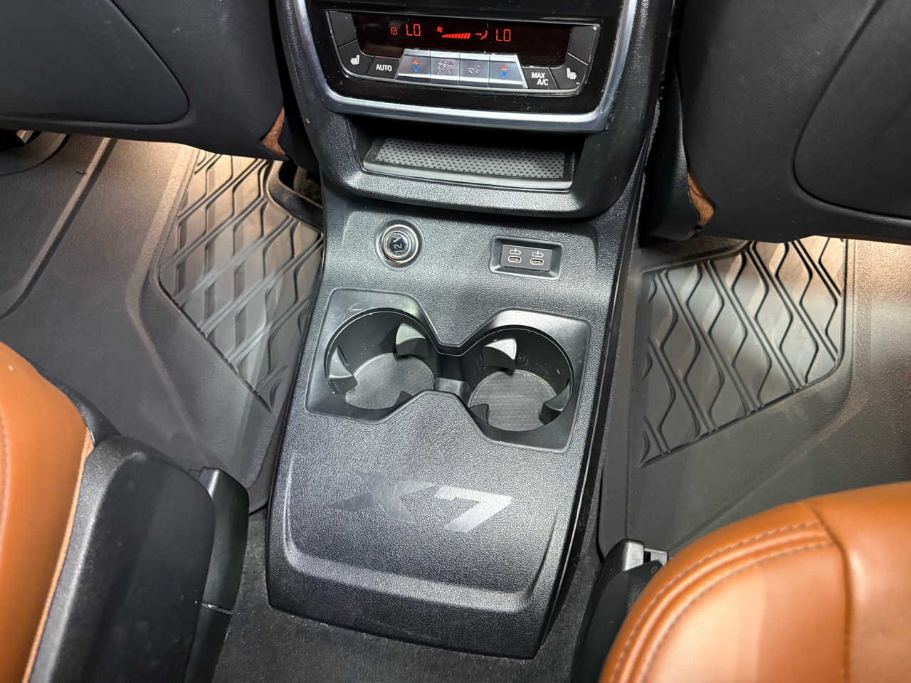 BMW X7  2020 BMW X7  2020