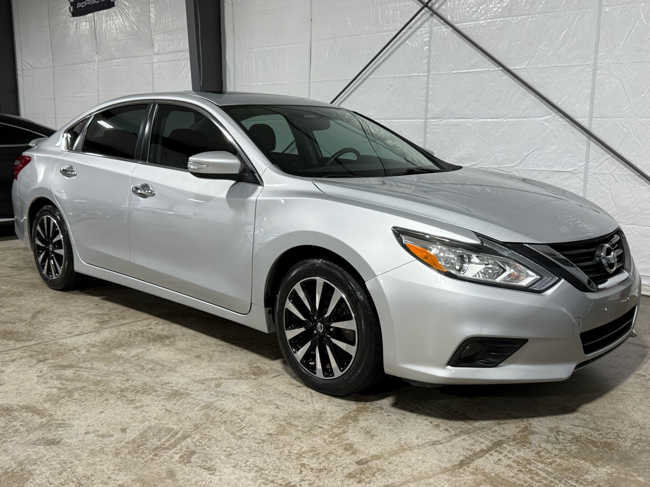 2018 Nissan Altima 2.5 SV photo 3
