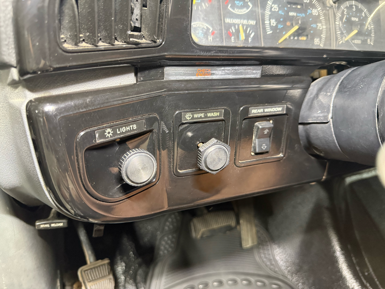 1989 Ford Bronco photo 14
