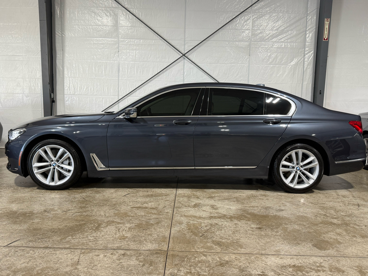 2018 Bmw 750i / B7 photo 2