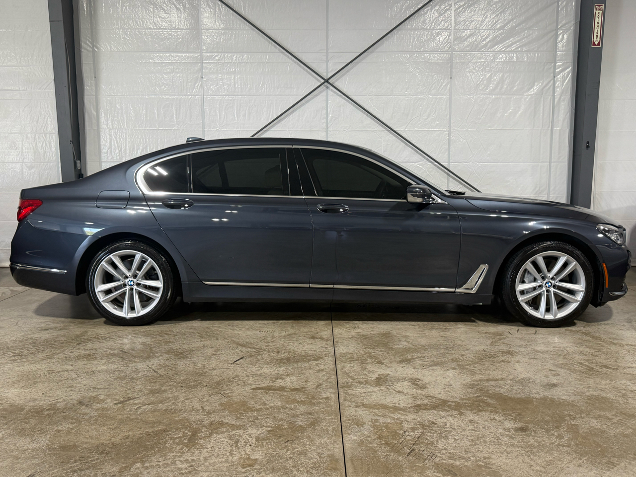 2018 Bmw 750i / B7 photo 6
