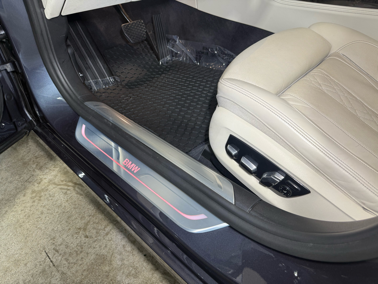 2018 Bmw 750i / B7 photo 12