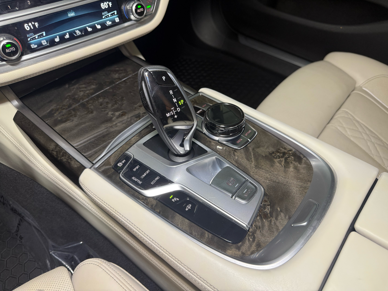 2018 Bmw 750i / B7 photo 19
