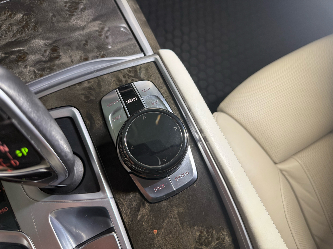 2018 Bmw 750i / B7 photo 20