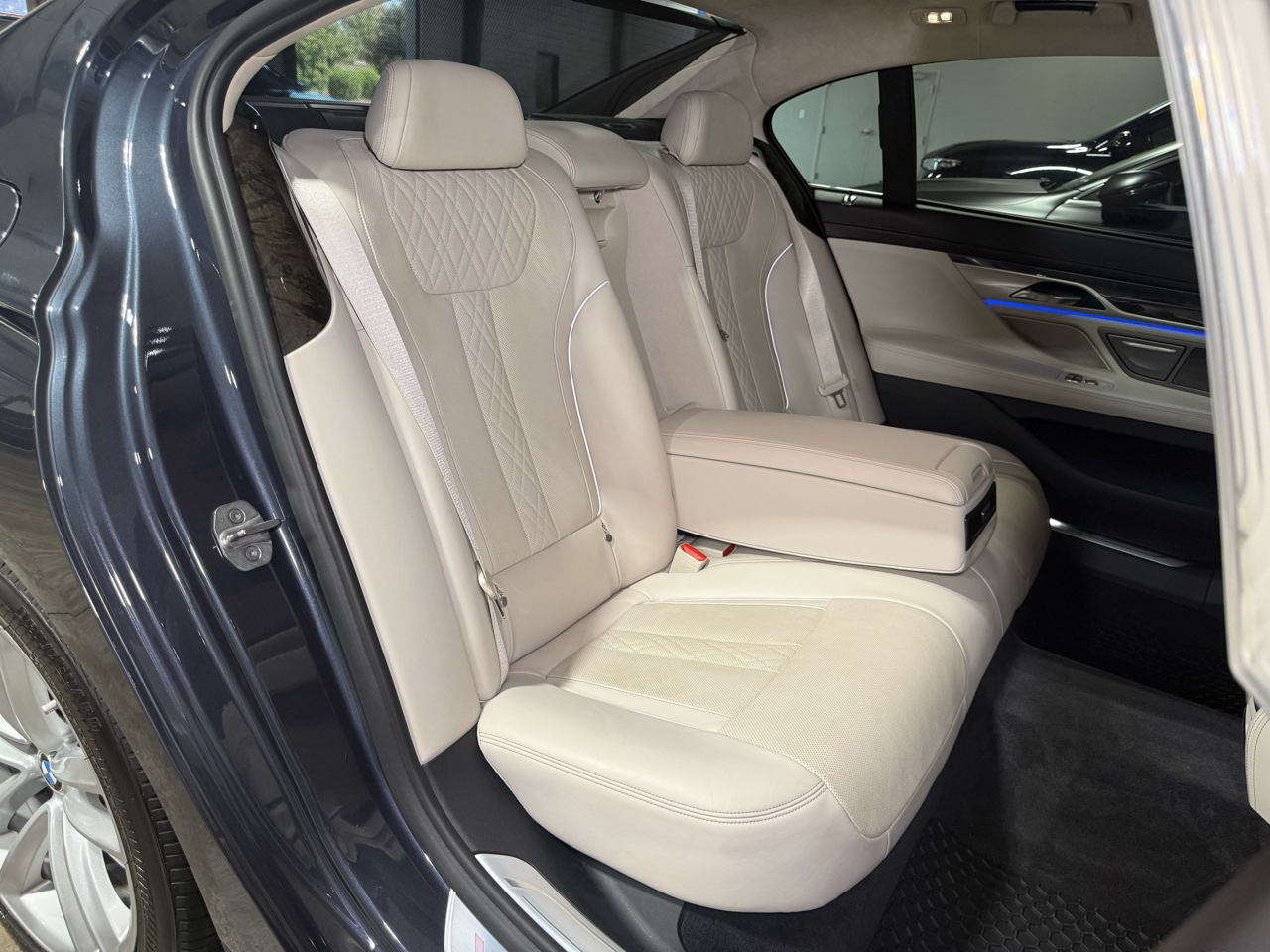 2018 Bmw 750i / B7 photo 32