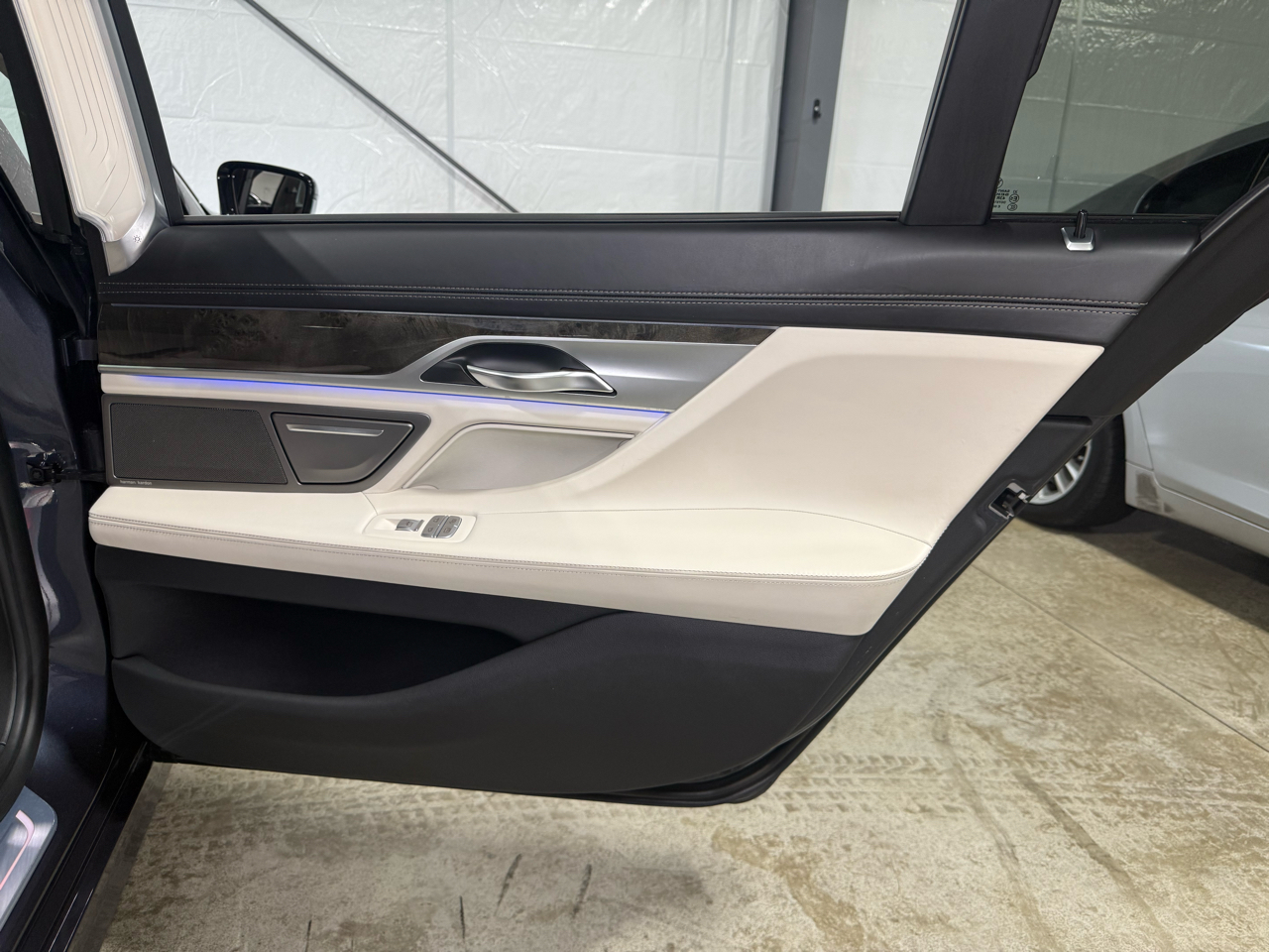 2018 Bmw 750i / B7 photo 33