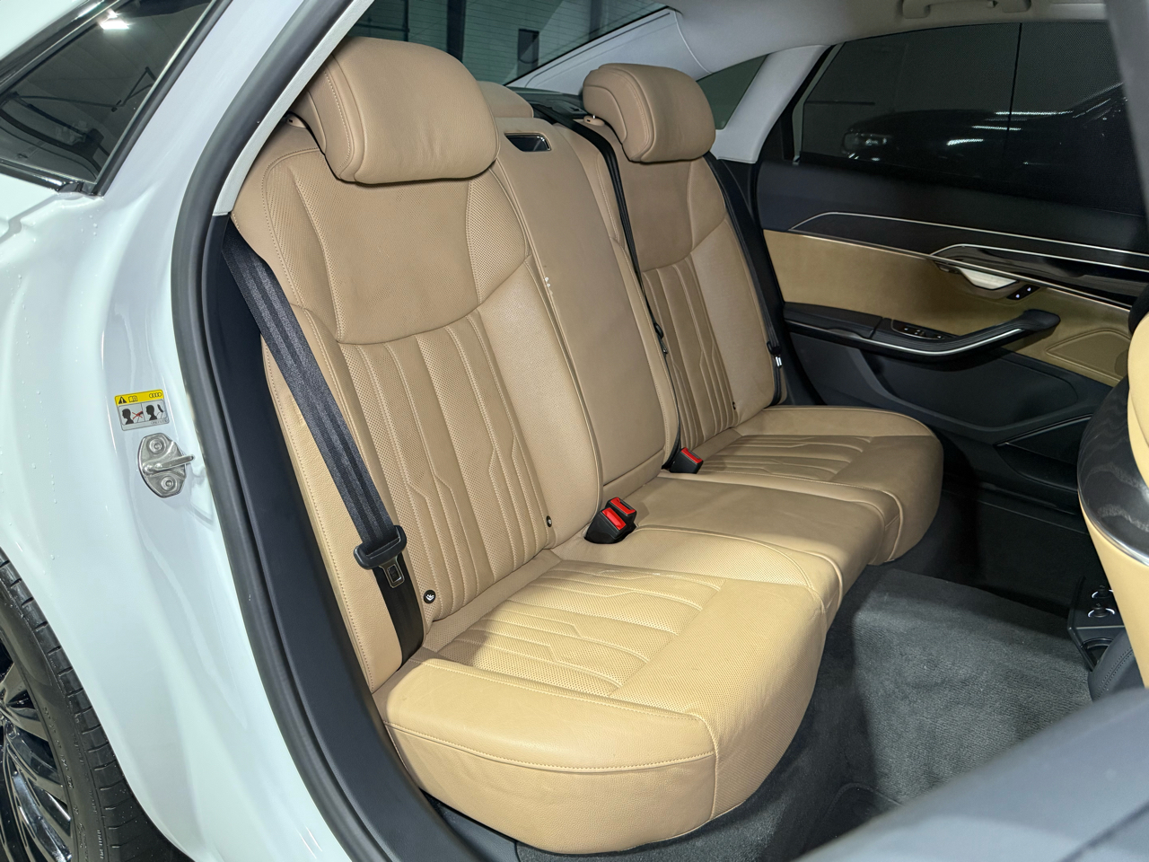 Audi A8 L 3.0 TFSI quattro 2019 Audi A8 L 3.0 TFSI quattro 2019