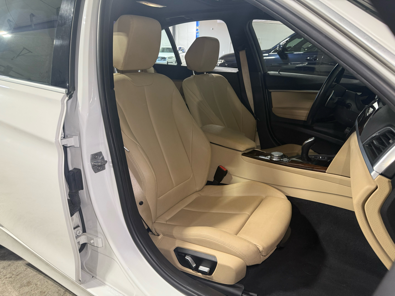 BMW 3-Series 330i Sedan 2017 BMW 3-Series 330i Sedan 2017