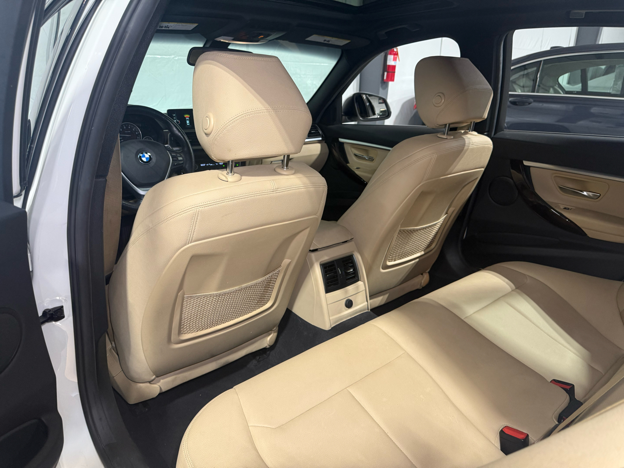 BMW 3-Series 330i Sedan 2017 BMW 3-Series 330i Sedan 2017