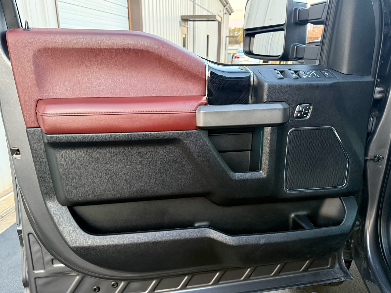 Ford F-250 SD Platinum Crew Cab 4WD 2021