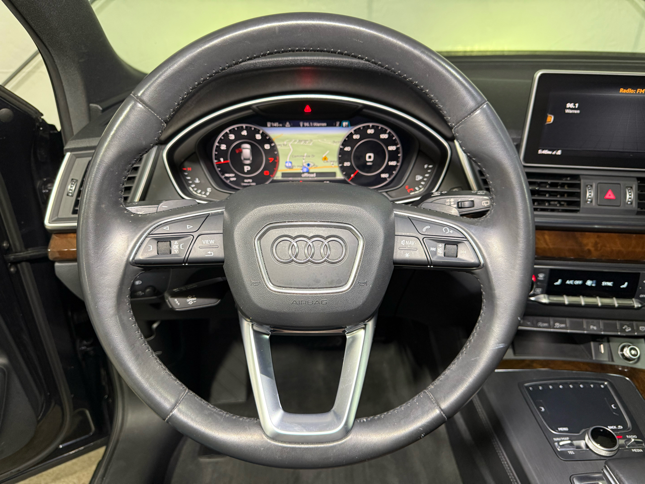 Audi Q5 2.0T Premium Plus quattro 2020