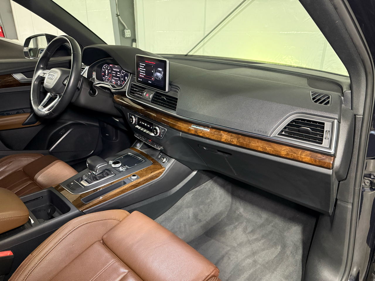 Audi Q5 2.0T Premium Plus quattro 2020