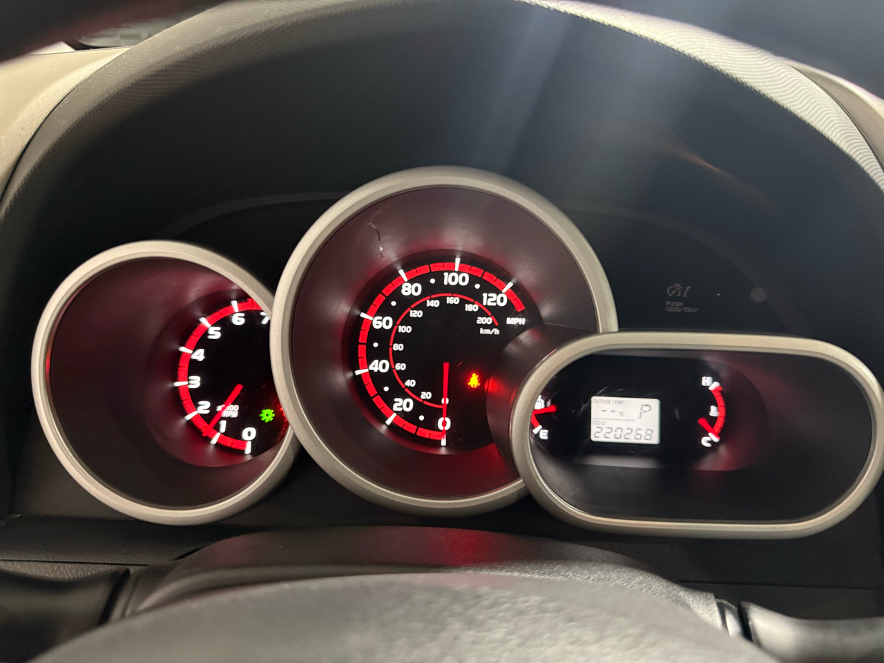 Toyota Matrix Base 4-Speed AT 2010