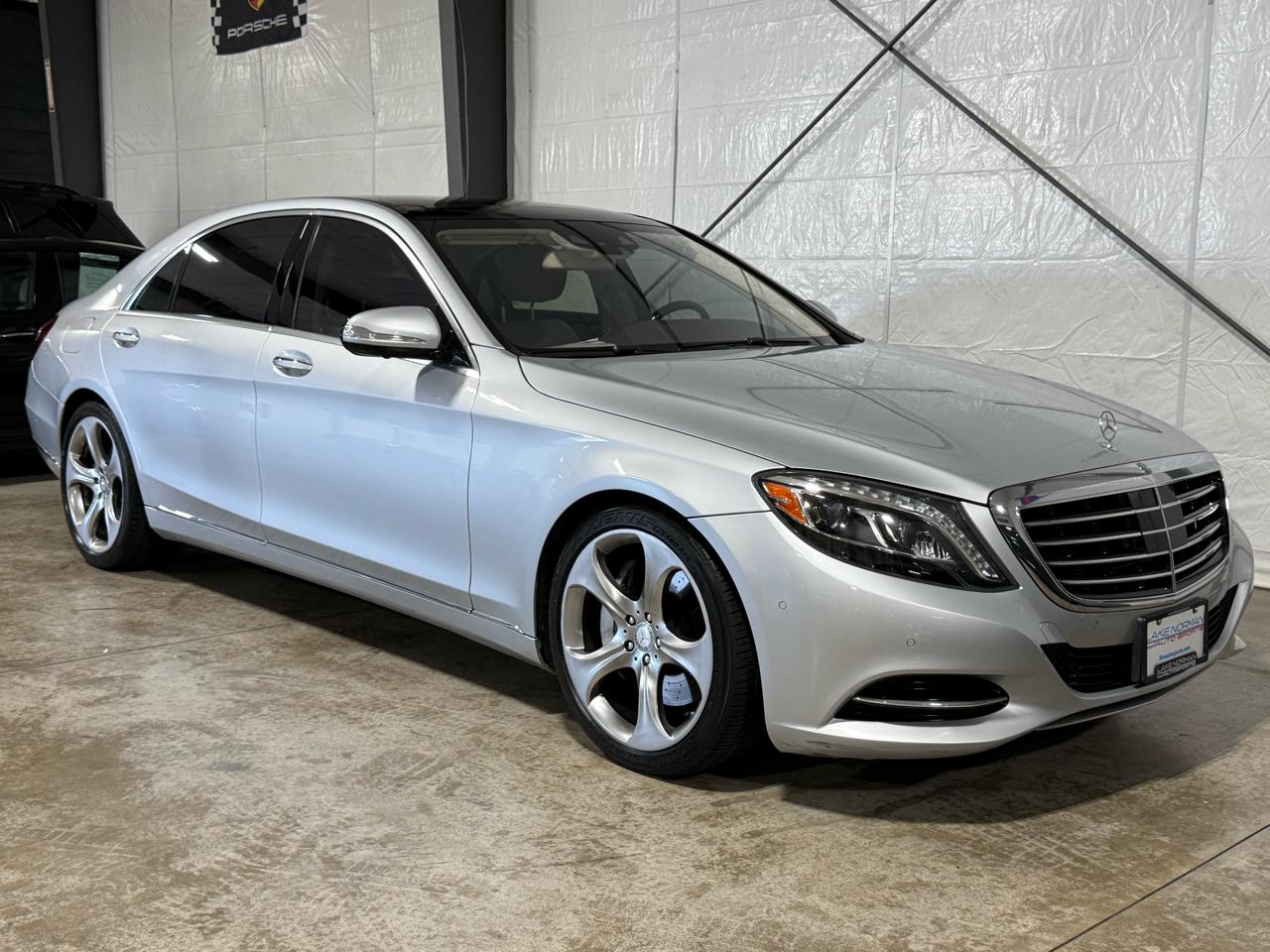 Mercedes-Benz S-Class S550 2015