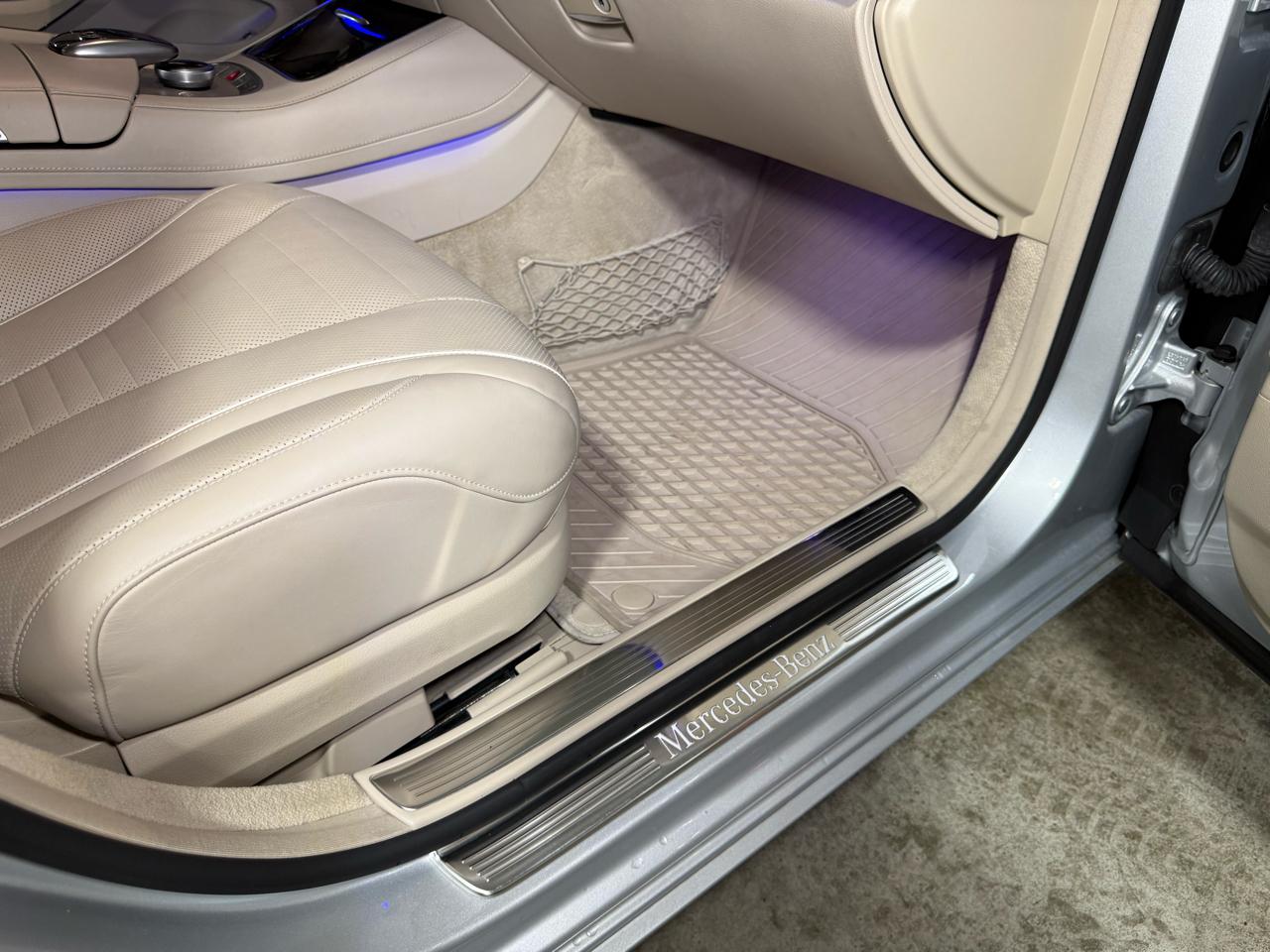 Mercedes-Benz S-Class S550 2015