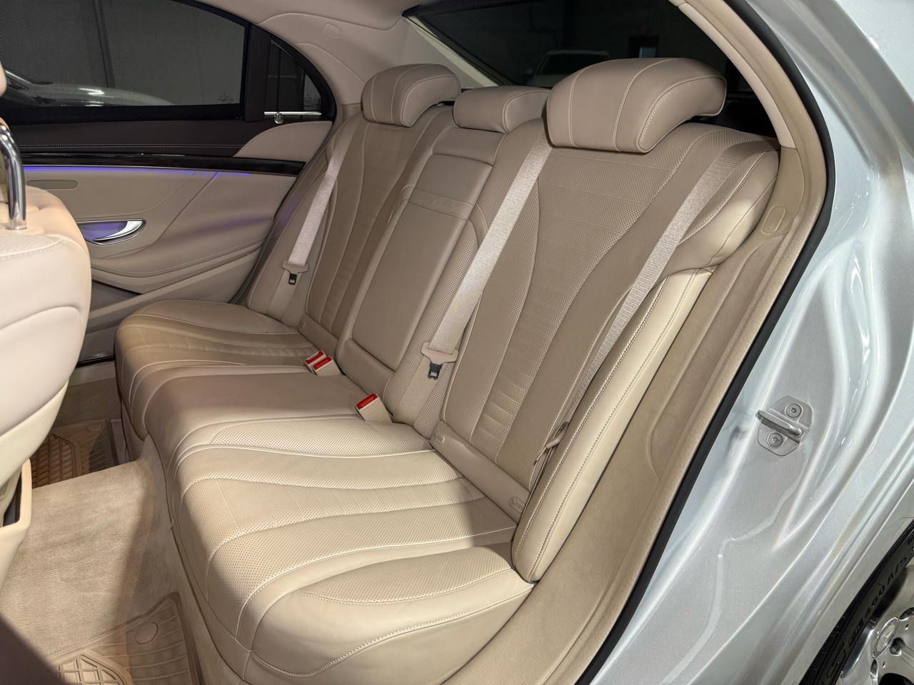 Mercedes-Benz S-Class S550 2015