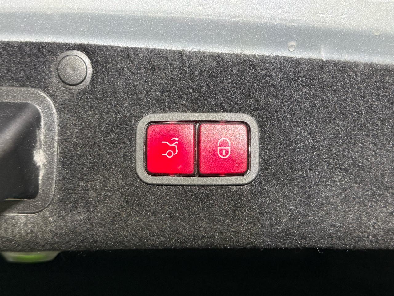 Mercedes-Benz S-Class S550 2015