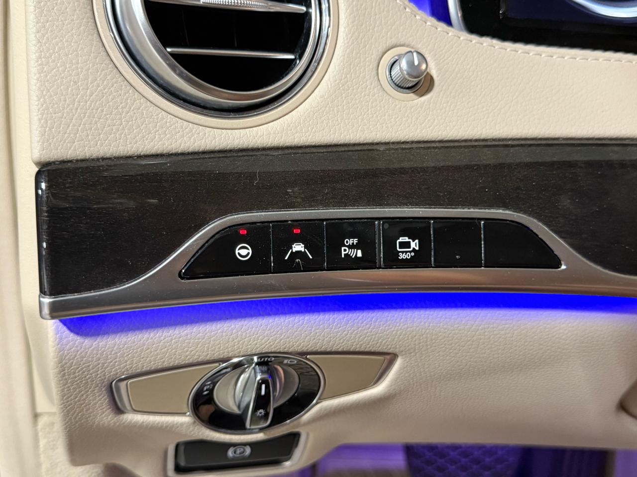 Mercedes-Benz S-Class S550 2015