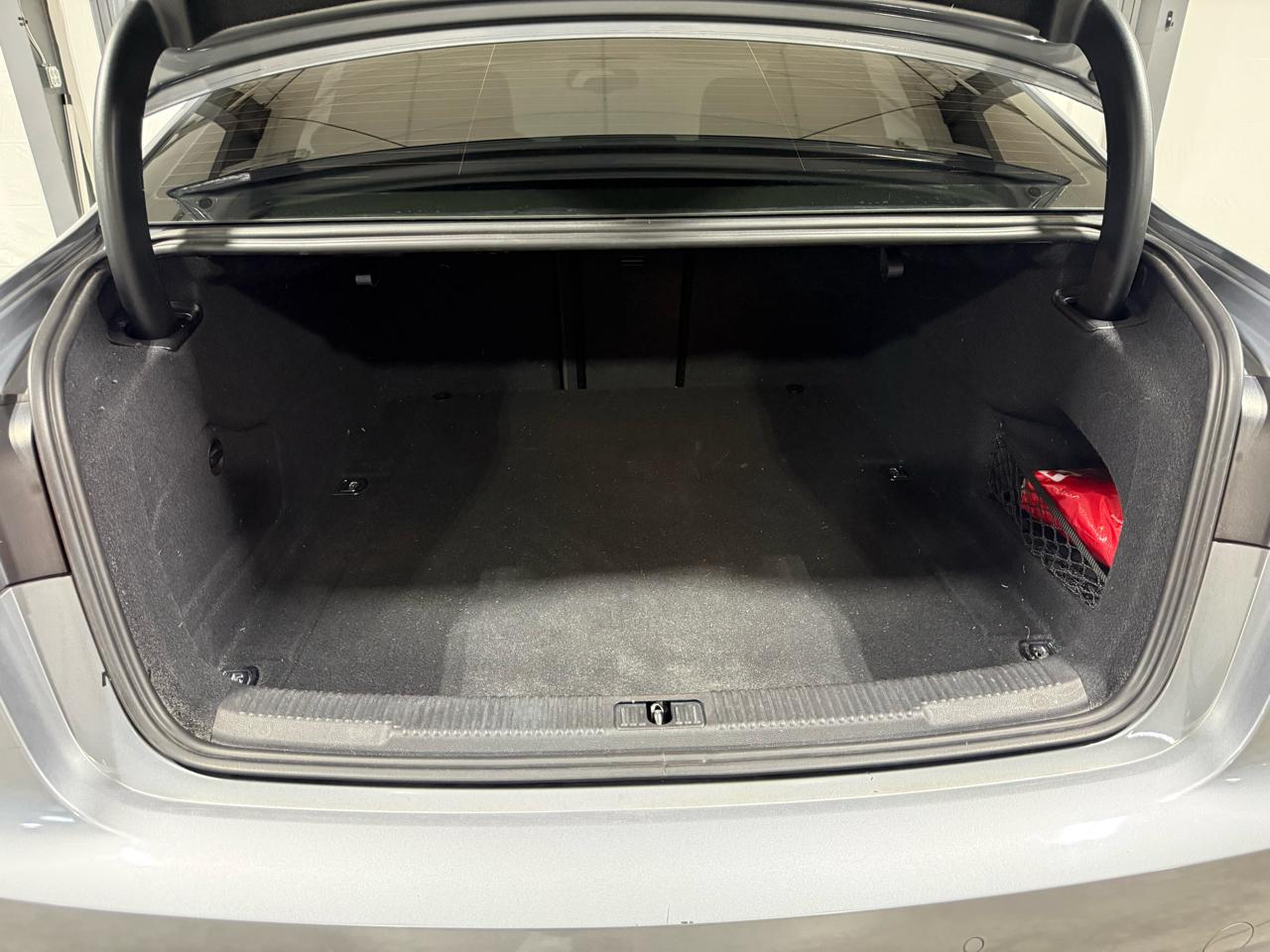 Audi A6 2.0T Premium Plus 2016