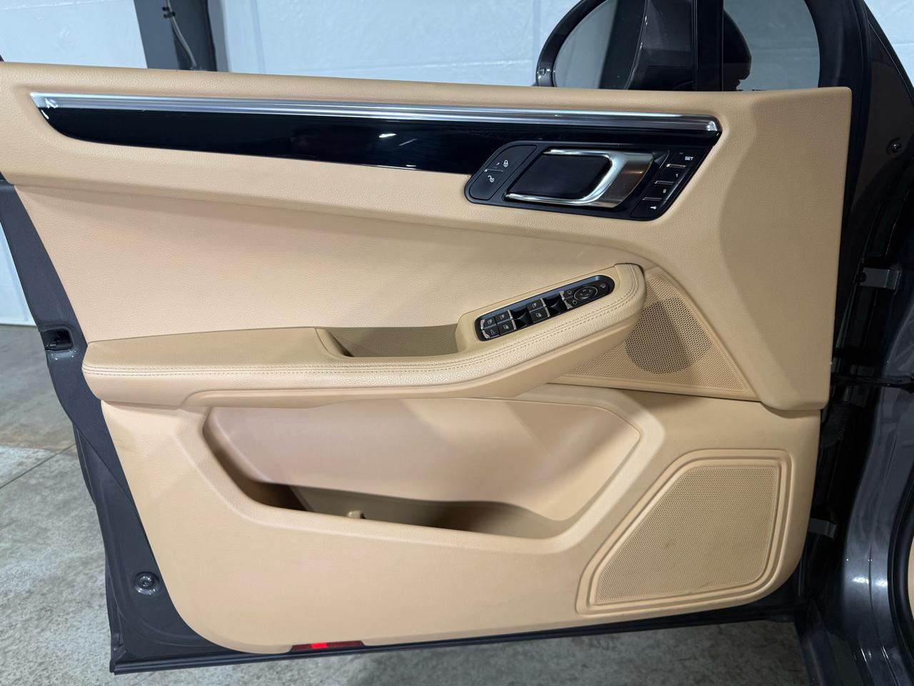 Porsche Macan S 2015