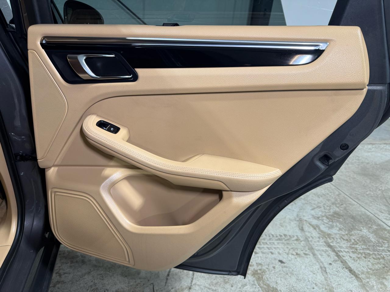 Porsche Macan S 2015