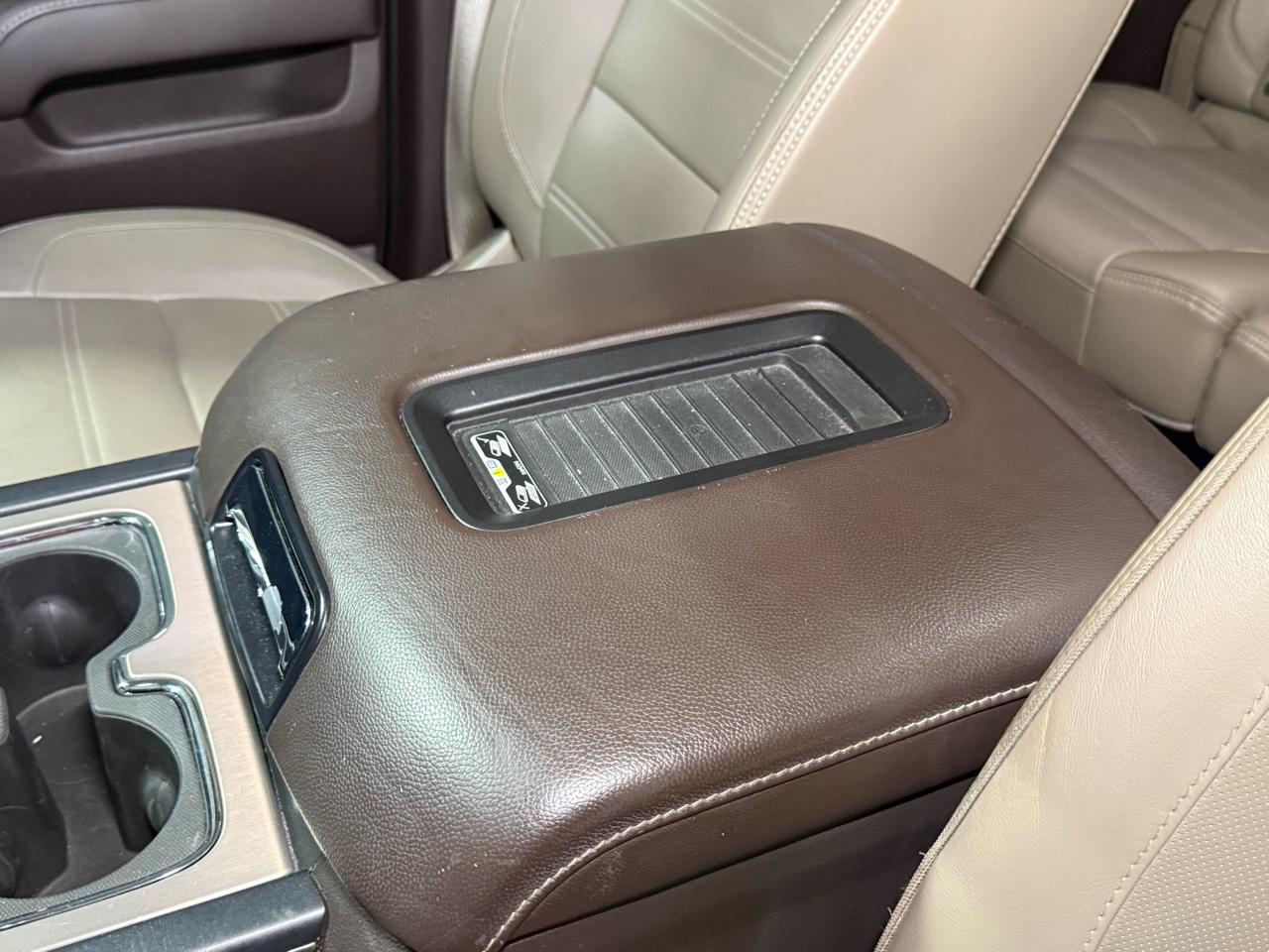 GMC Sierra 2500HD Denali Crew Cab 4WD 2016