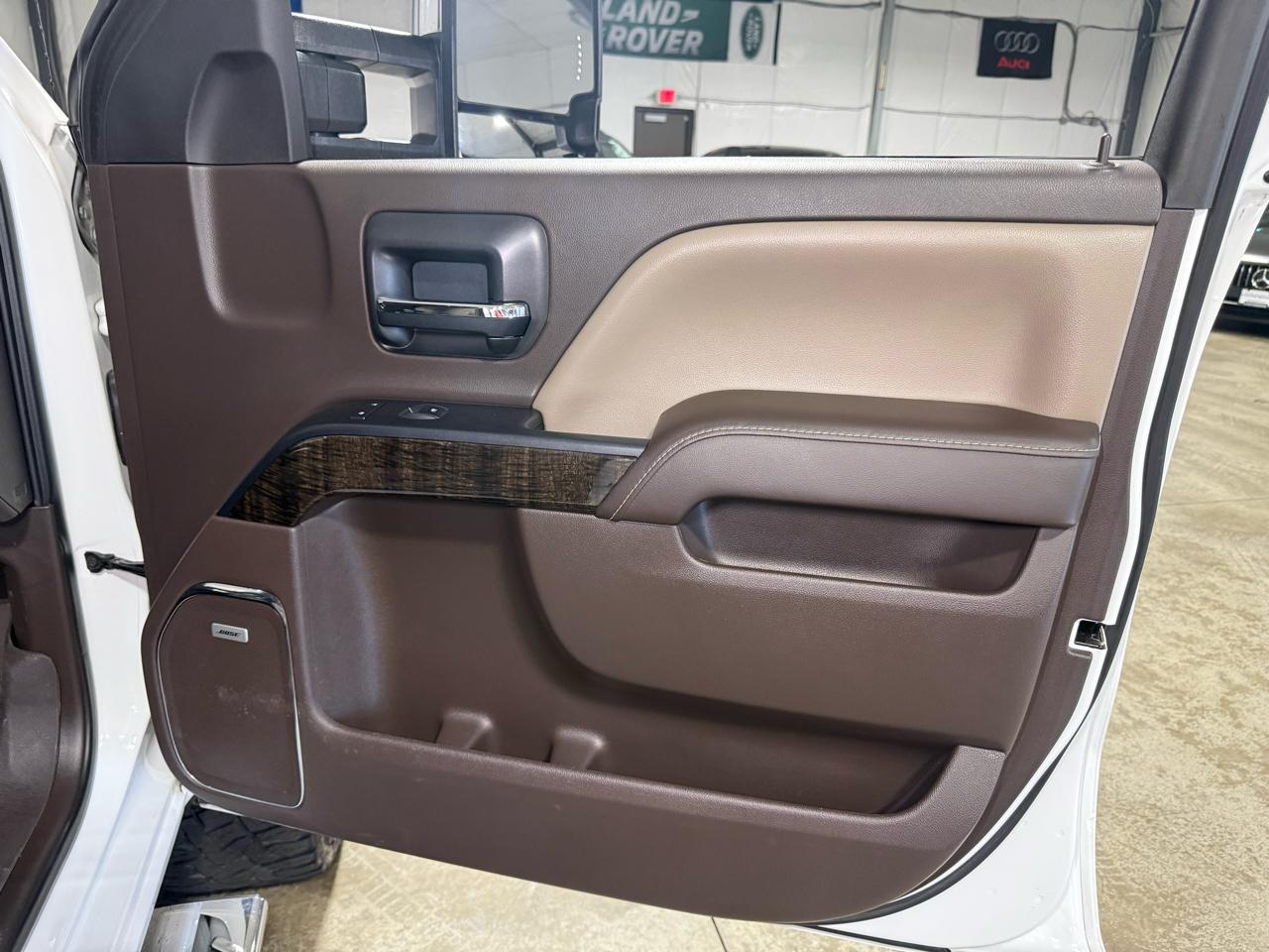 GMC Sierra 2500HD Denali Crew Cab 4WD 2016