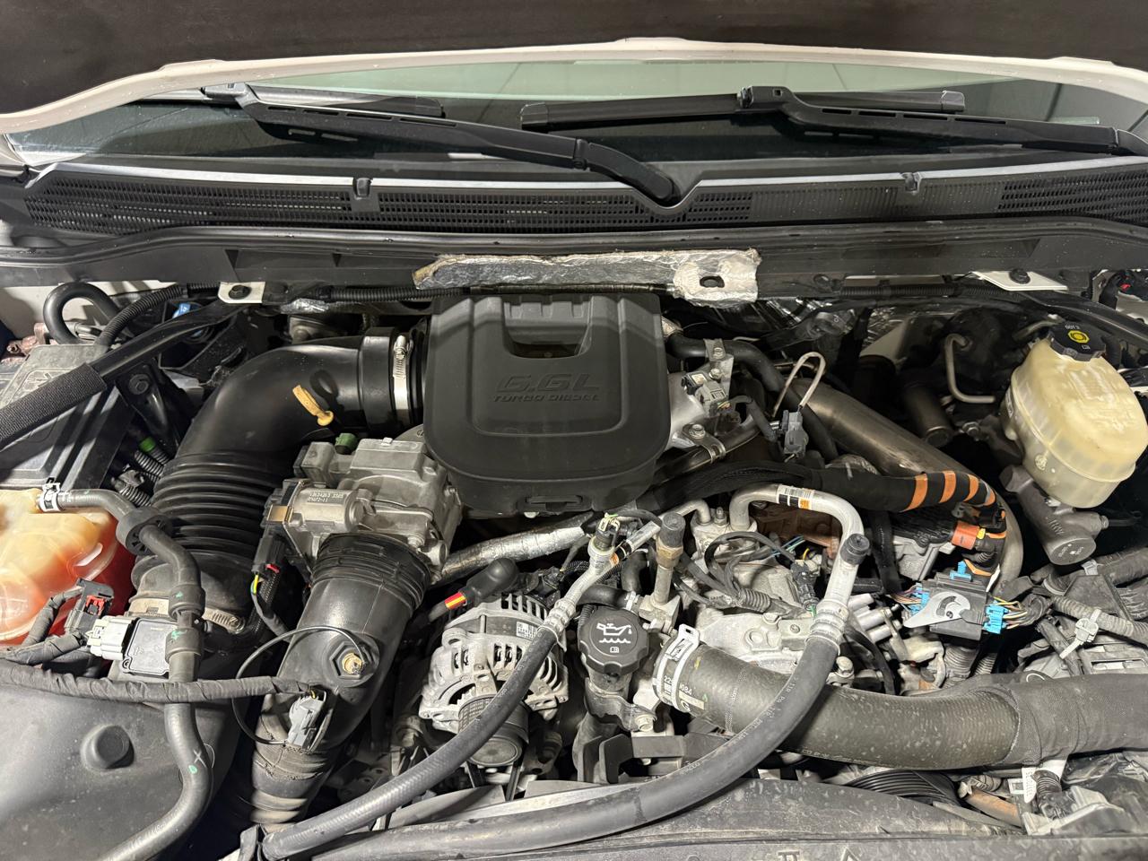 GMC Sierra 2500HD Denali Crew Cab 4WD 2016