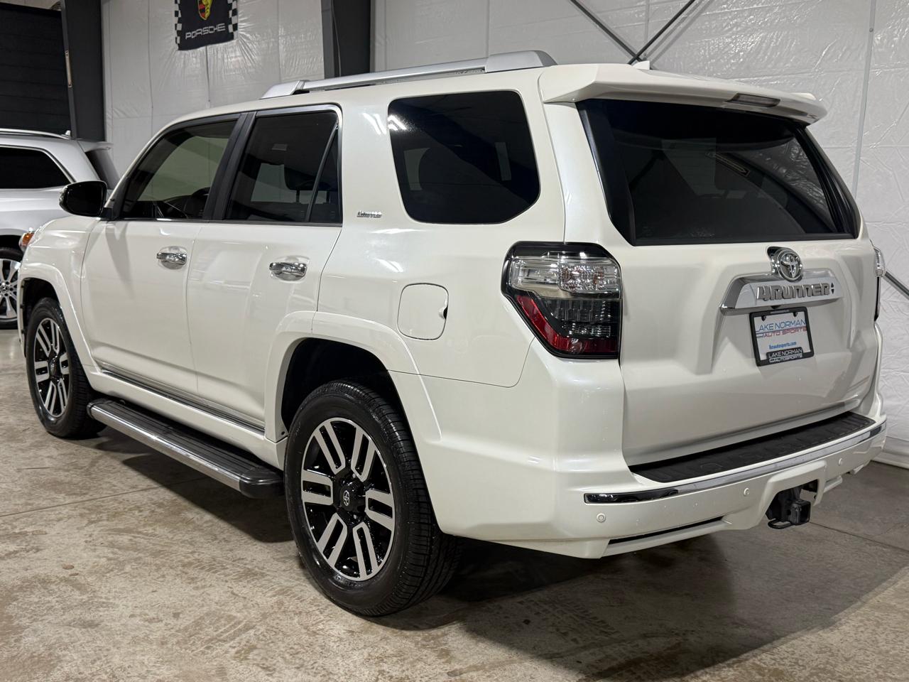 Toyota 4Runner SR5 4WD 2018