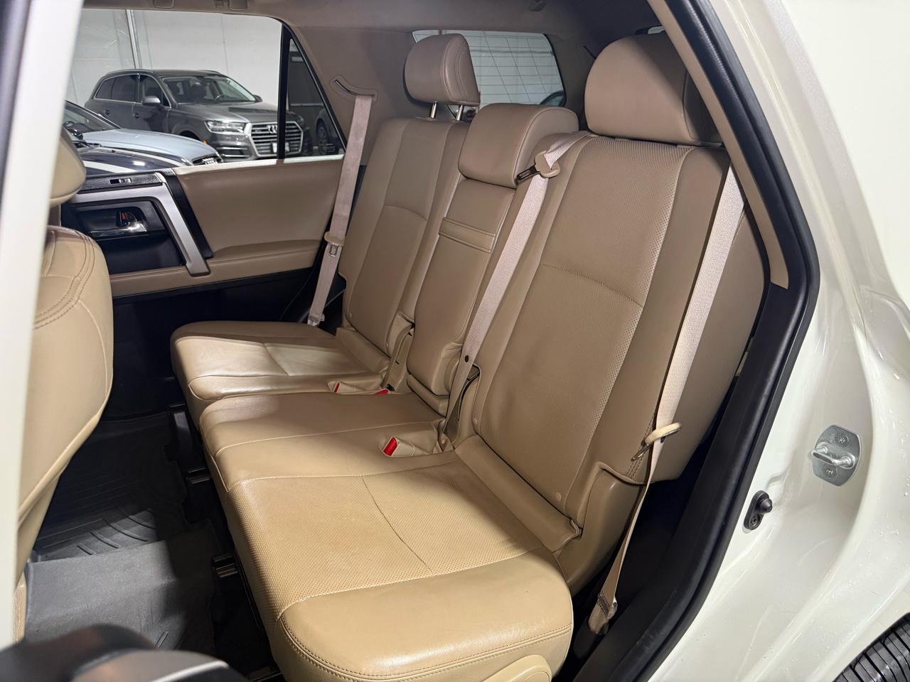 Toyota 4Runner SR5 4WD 2018